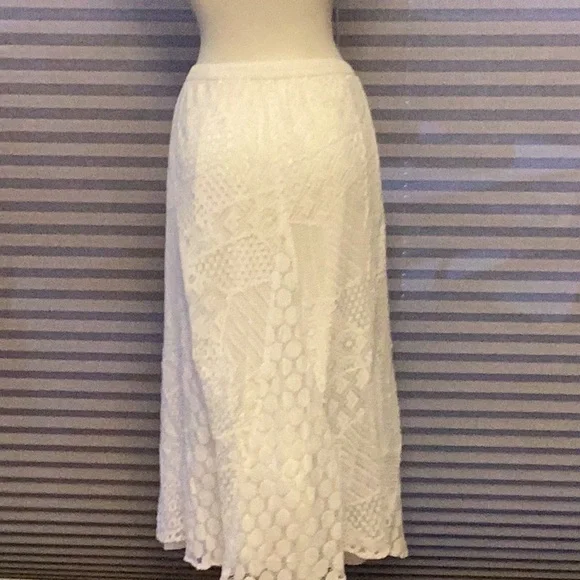 Studio West White lace Midi Skirt |1X| - Picture 4 of 10